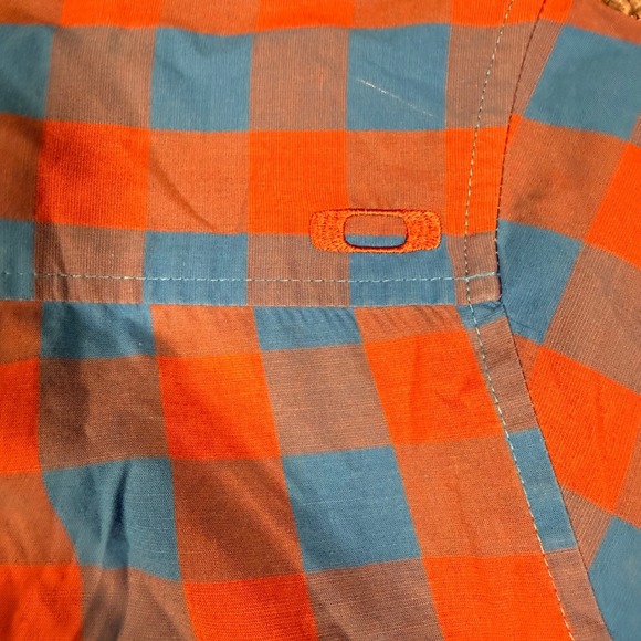 Oakley Button Down Shirt Medium Orange Blue Gingham Check Long Sleeve Casual - Picture 9 of 9
